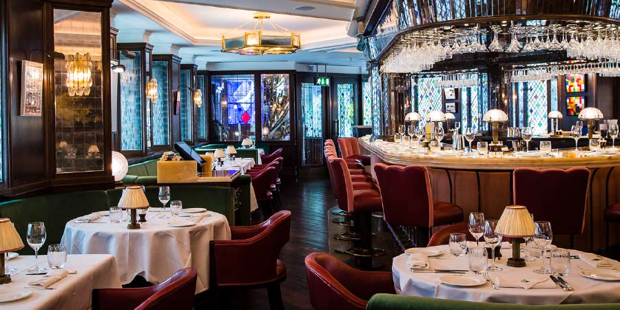 top 5 london restaurants the ivy interior